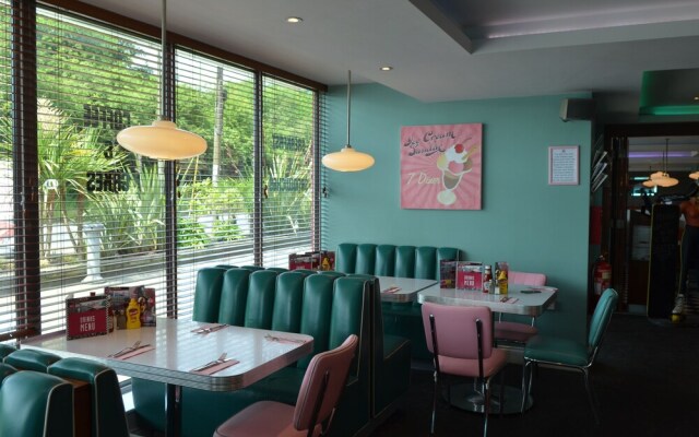7hotel Diner