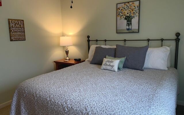 Cedar Lodge 102
