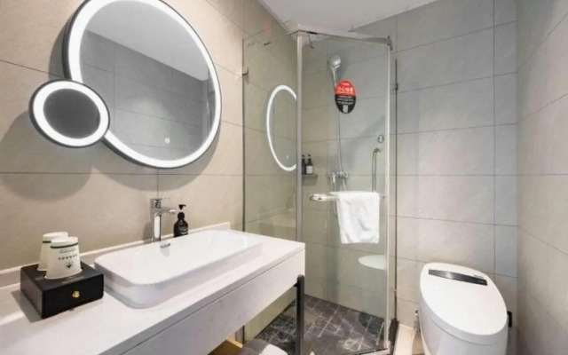GreenTree Inn LiaoNing ShengYang TieXi HuaXiang Road Express Hotel