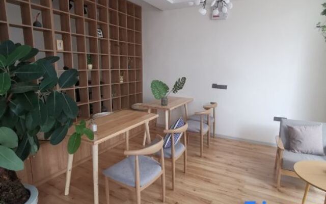 Weijianshan Guesthouse