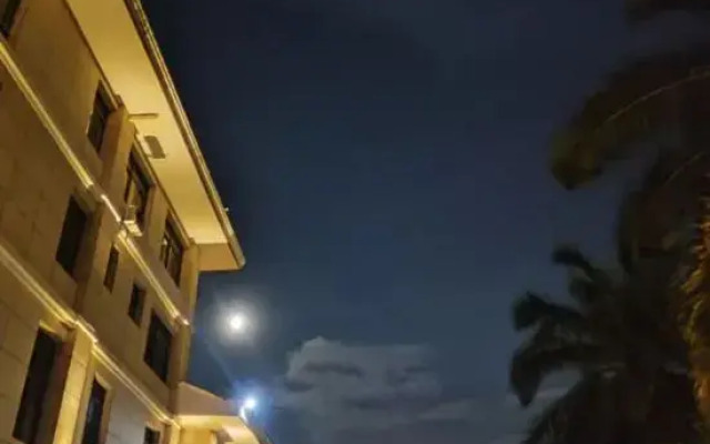 Yurui Hot Spring Garden Hotel