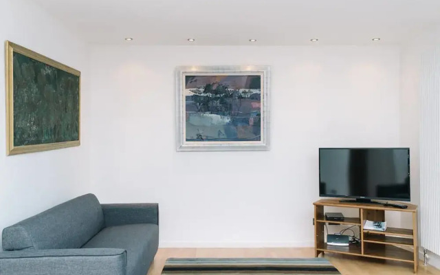 City Centre 2bed with Free Parking & Elevator