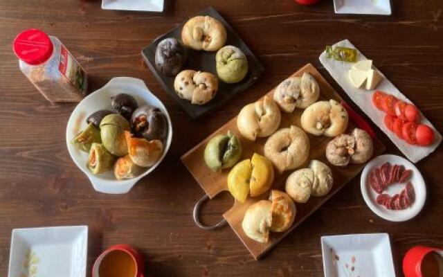 Hokkaido Bed & Bagel