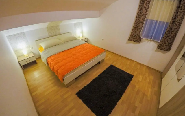 Apartment LINDA
