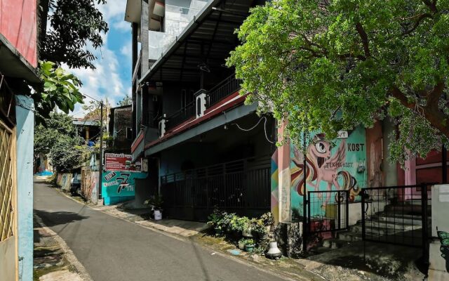 OYO Life 92258 Kostel 21 Syariah