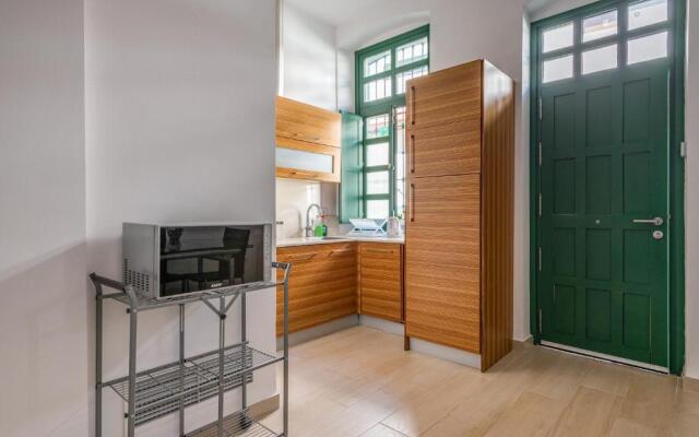 Triana Flat, 3mn from plaza de Cuba