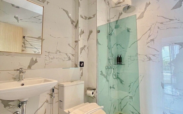 Calamint Residence Hotel