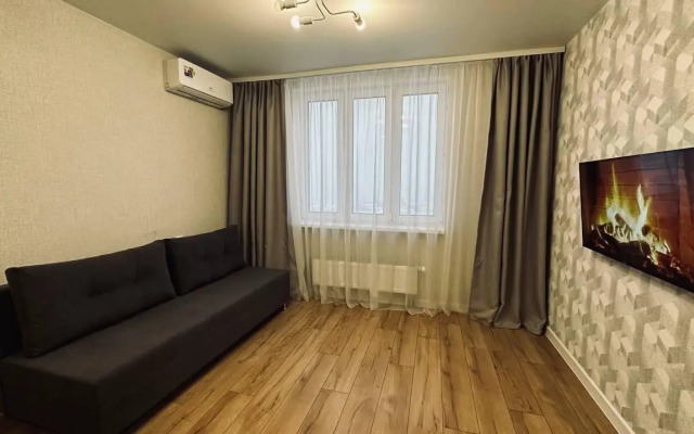 Апартаменты на набережная Кустаревская 15