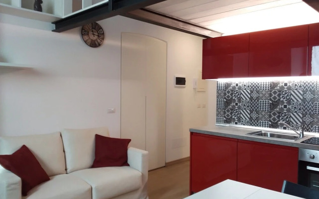 Kibilu - Viale Bligny Red