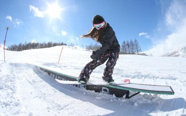 Shirakabako Royal Hill