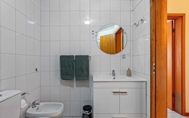 Remarkable 1 Bedroom Apartment Costa da Caparica