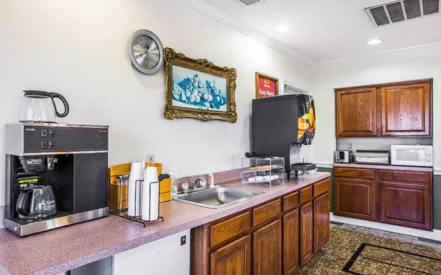 Relax Inn Milledgeville