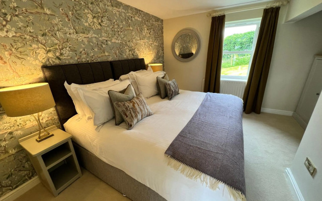 Ravenstone Lodge Country House Hotel