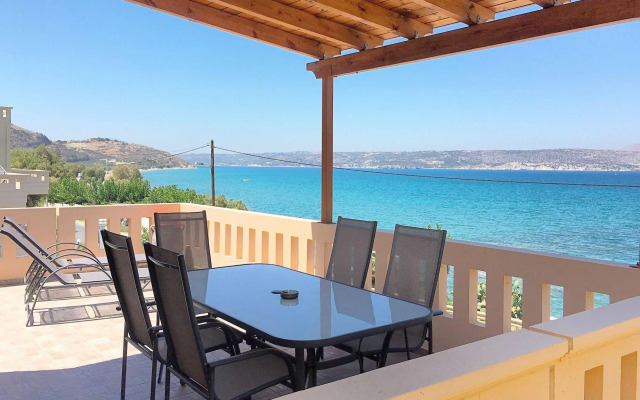 Porto Kalyves Seaside Apartments