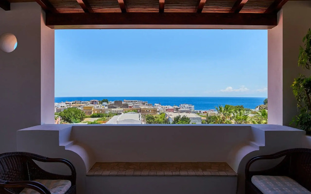 Hotel Tritone