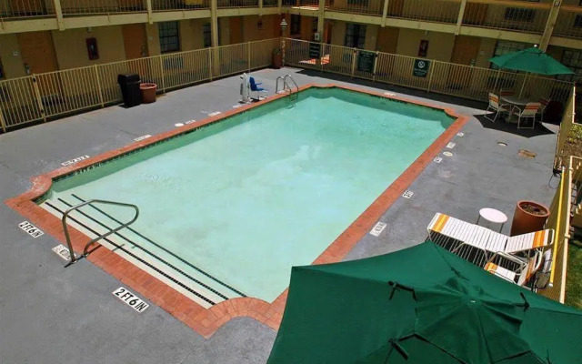 Motel 6 Dallas Plano Southeast