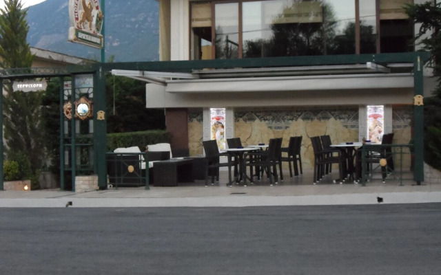 Prigipikon Suites & Lofts