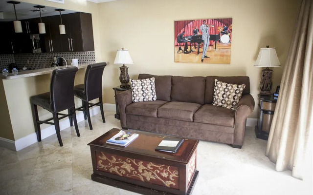 Private Residences at Mutiny Park