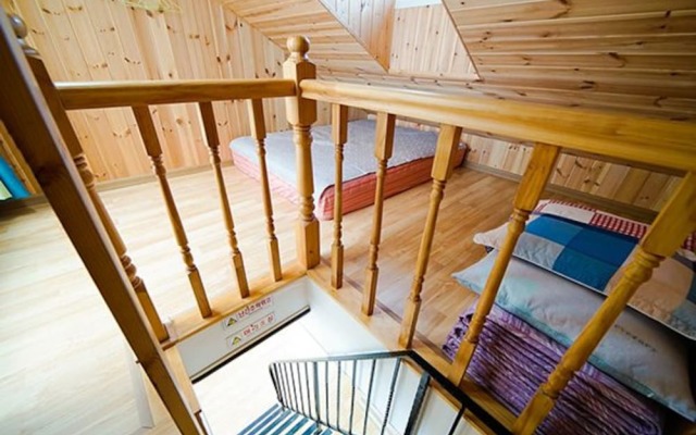 Mari Hotel