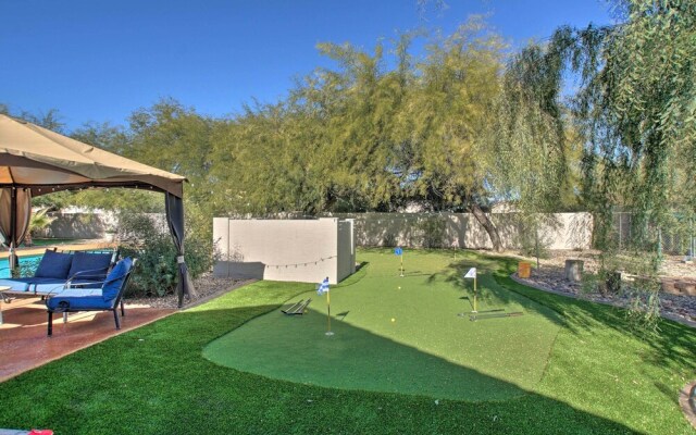 Game Room, Fire Pit & Putting Green: Glendale Home