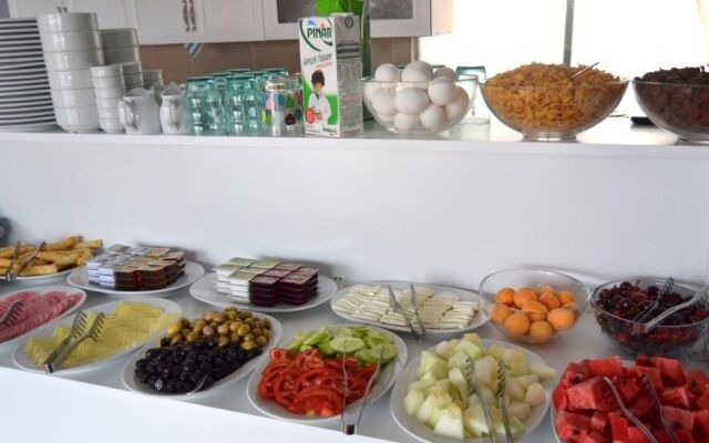 Aygunes Hotel