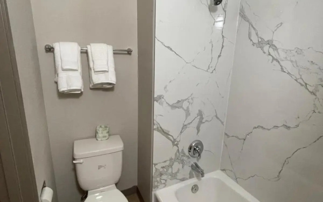 Days Inn by Wyndham Mandan Bismarck Area