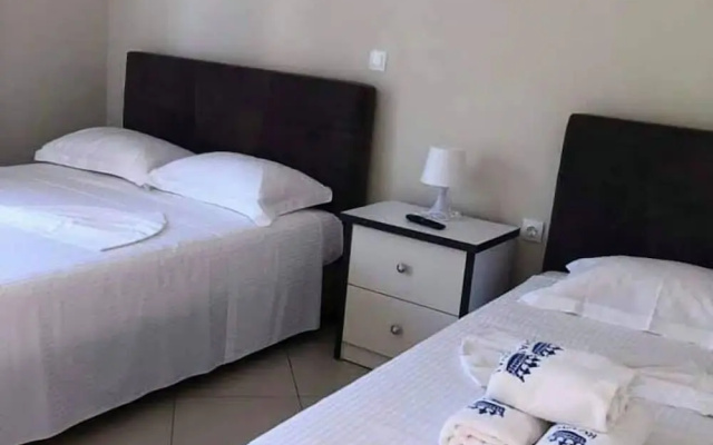 Himararoyalhotel