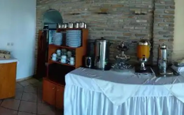 Oasis Hotel Kyparissia