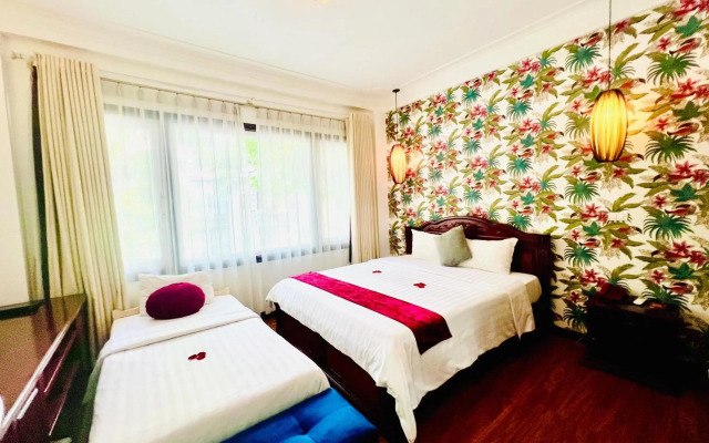 Hanoi Golden Moon Hotel
