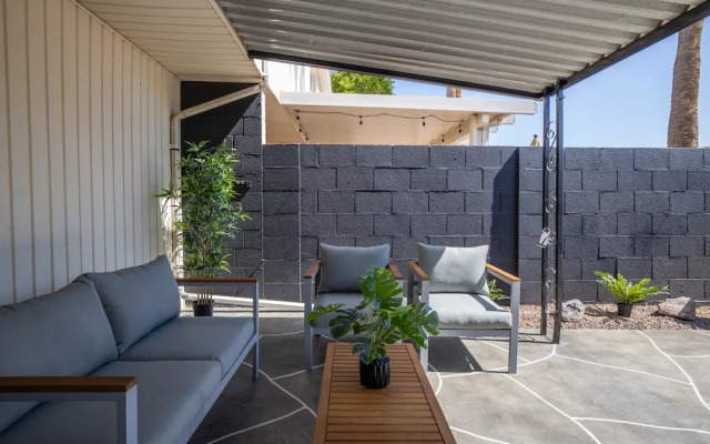 Scottsdale 83rd Row 4 Bedroom Townhouse by RedAwning