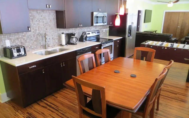 York Street Vacation Condos