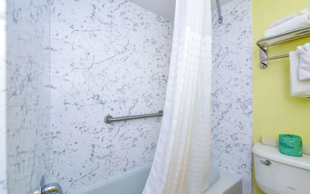 Rodeway Inn Orleans - Cape Cod