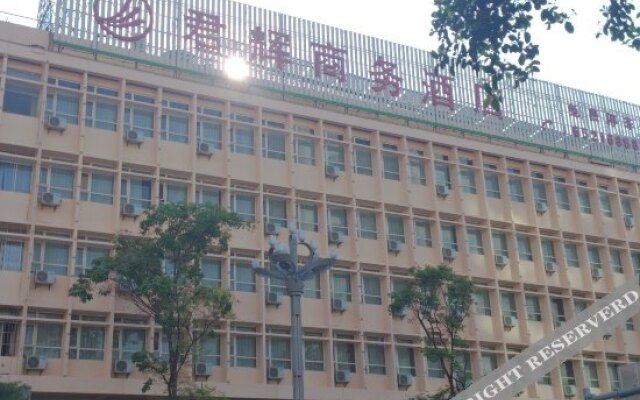 Junhui Business Hotel