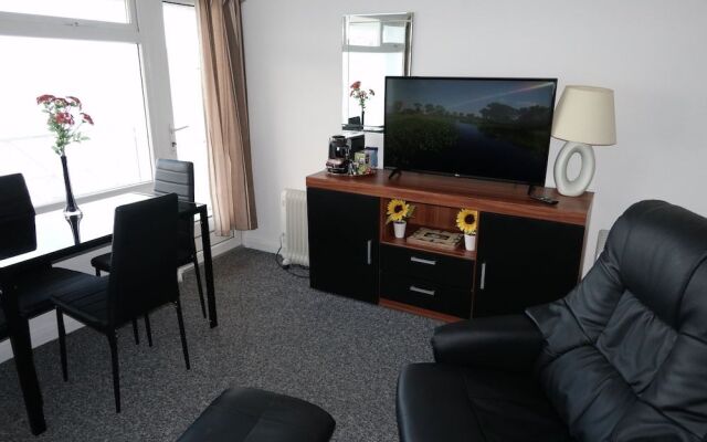 Devoncoast Seaview Apartments