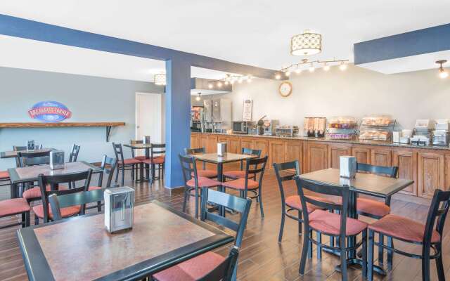 Baymont by Wyndham Springfield South Hwy 65