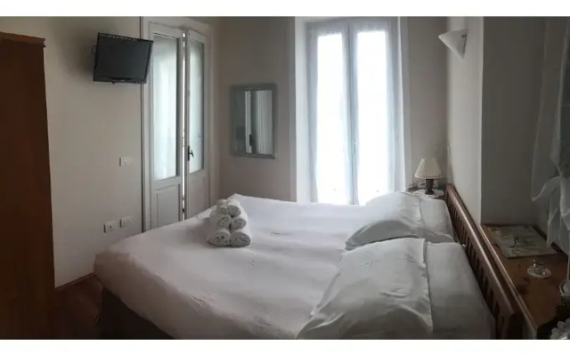Albergo Ristorante La Ripa