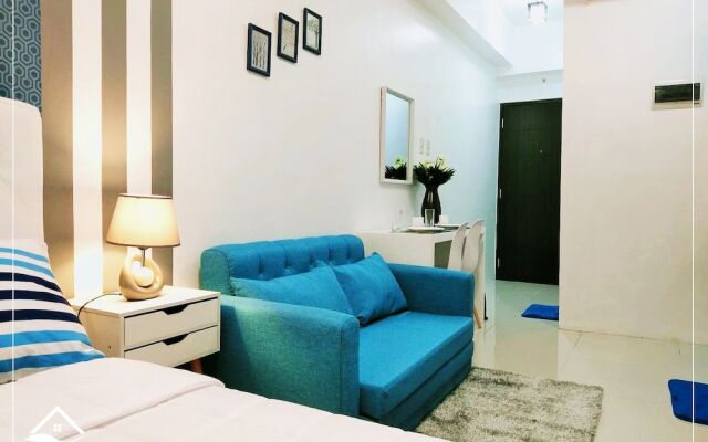 Les Luxe Rooms - Symphony Tower 2