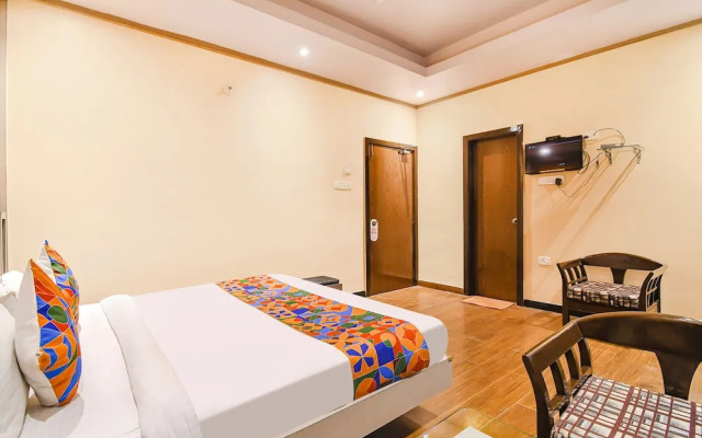 Fabhotel Shivani International