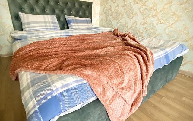 Rental Family Rooms (Рентал Фэмили) на улице Владимира Невского 25/3