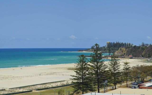 Kirra Surf Apartments