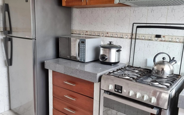 Apart Hotel Cabral a 5 minutos del Jockey Plaza