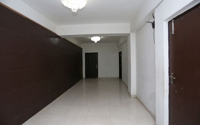 OYO 24694 Hotel Satya Inn