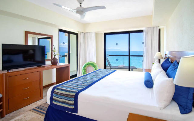 Plaza Pelicanos Grand Beach Resort - All Inclusive