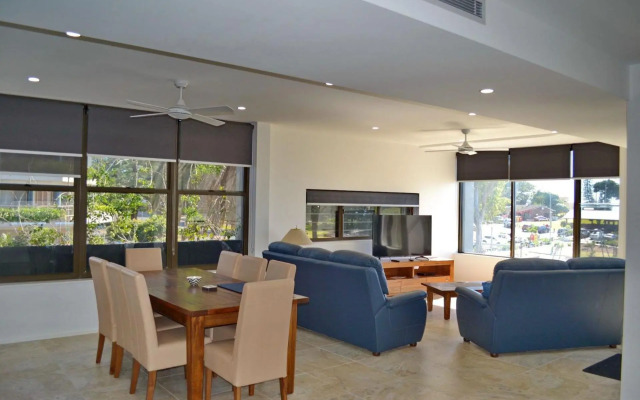 Waterford Apartment 3