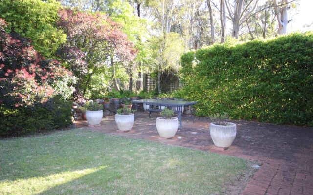 Rosella Retreat
