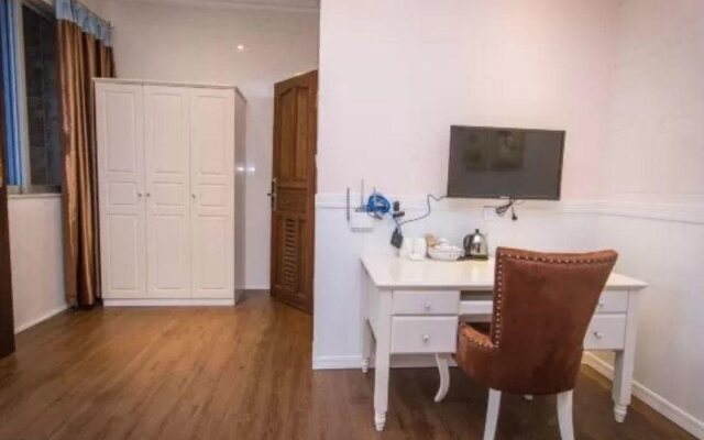 Chaozhou Two Wood Hostel