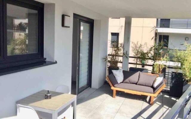 Sainté, 3étoiles terrasse proche du centreville, calme