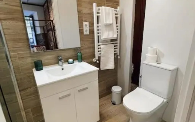 Opera Suite Carmen Studio near Royal Palace