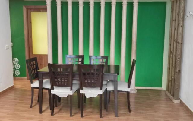 Frigiliana 3-bed Apartment- Sleeps 8