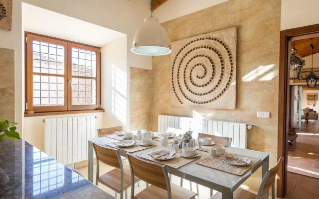 Rafal Pai in Art With 6 Bedrooms and 6 Bathrooms